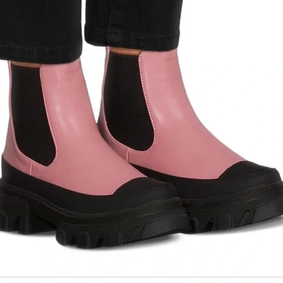 Portland Boot Company Pink&Black Streetwear Vegan Chelsea Boots, Size 8.5 - Picture 2 of 7